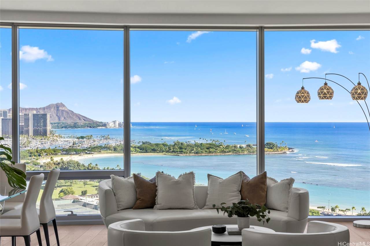 1118 Ala Moana Boulevard - Photo 1