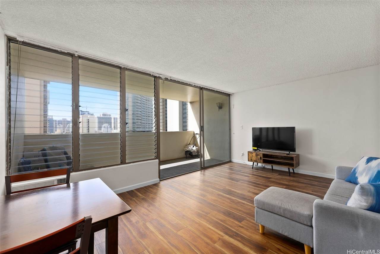 2092 Kuhio Avenue - Photo 1