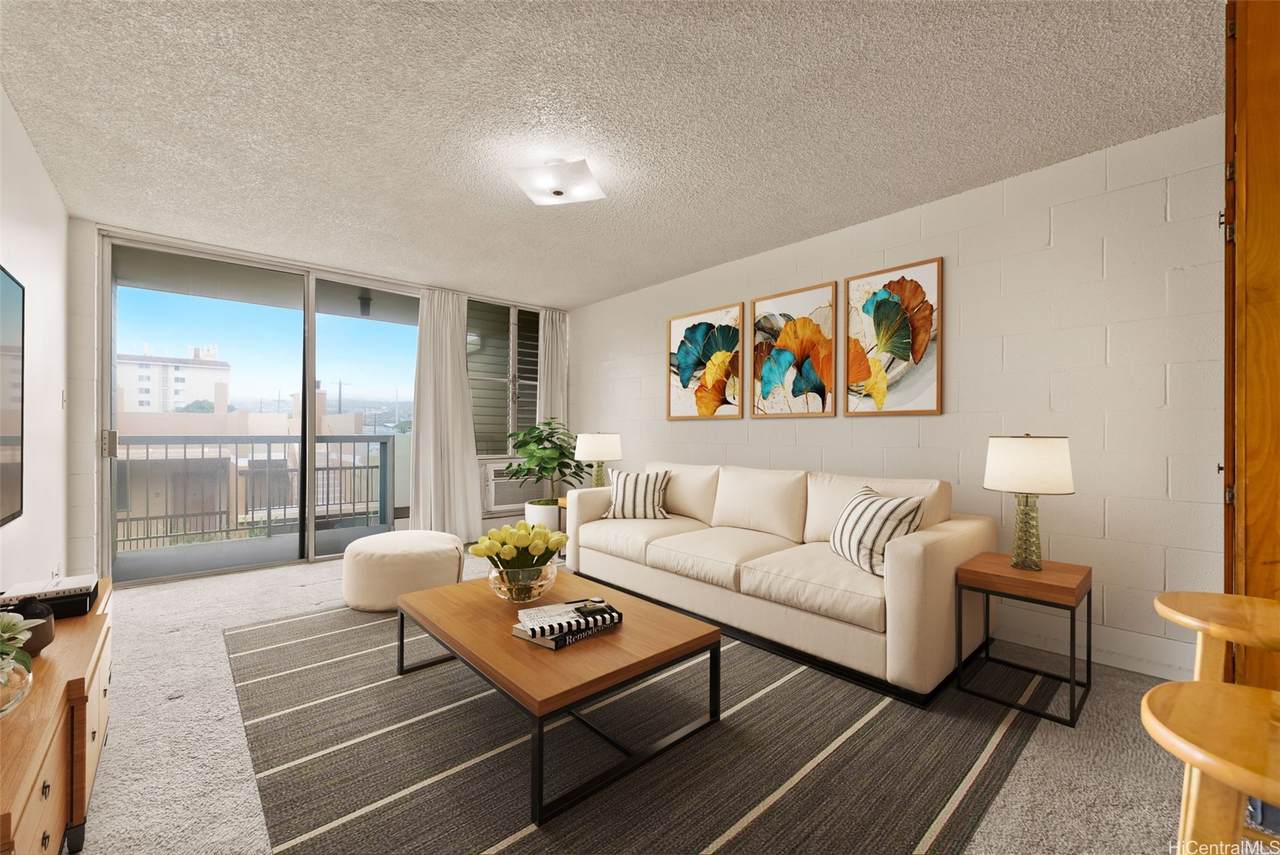 906 Lehua Avenue - Photo 1