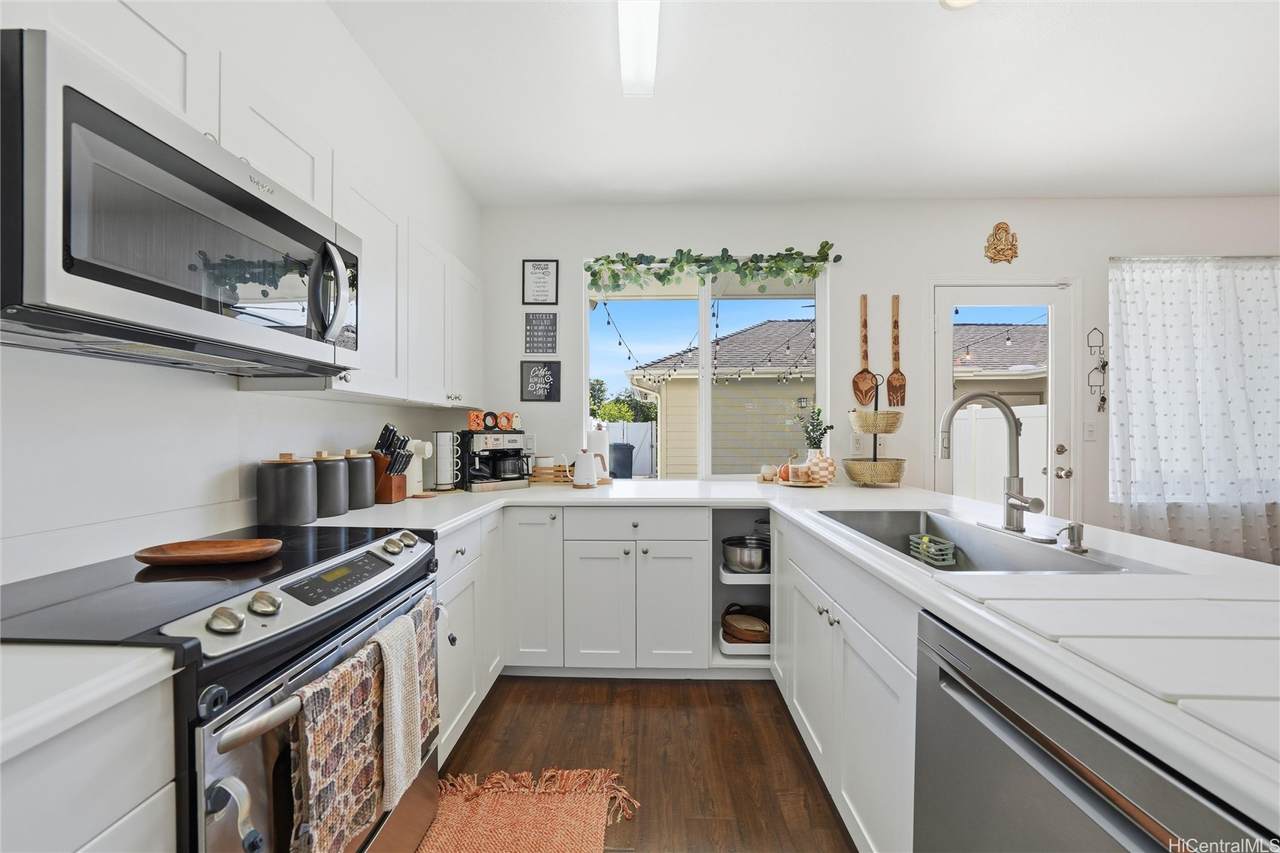 91-1411 Keoneula Boulevard - Photo 1