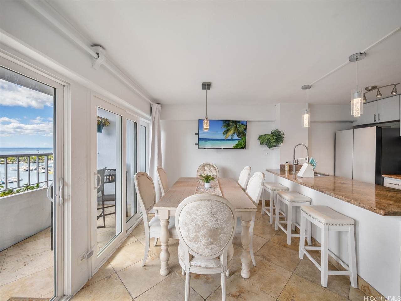 1690 Ala Moana Boulevard - Photo 1