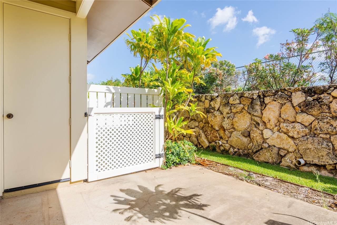 92-1522 Aliinui Drive - Photo 1