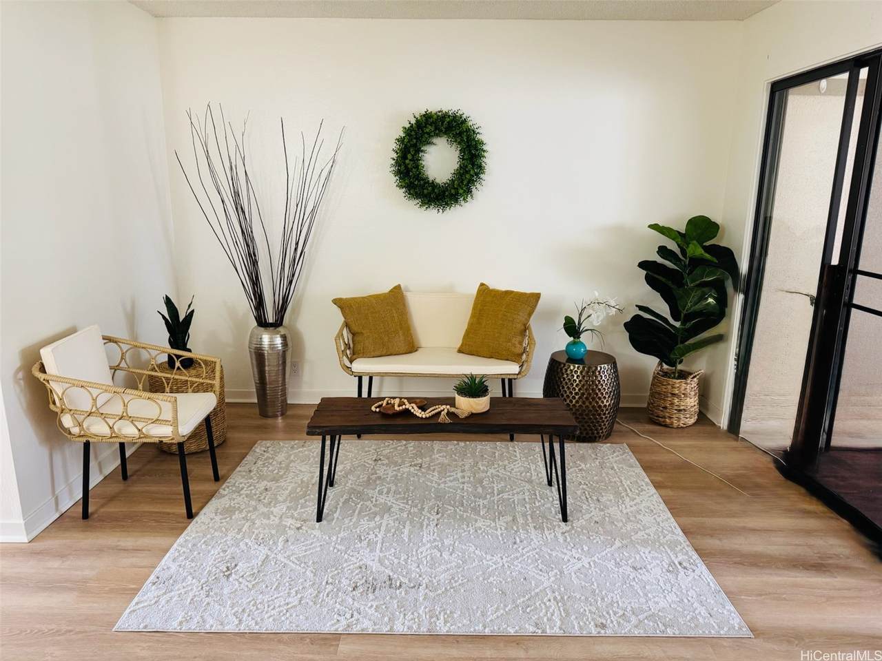 95-150 Kuahelani Avenue - Photo 1