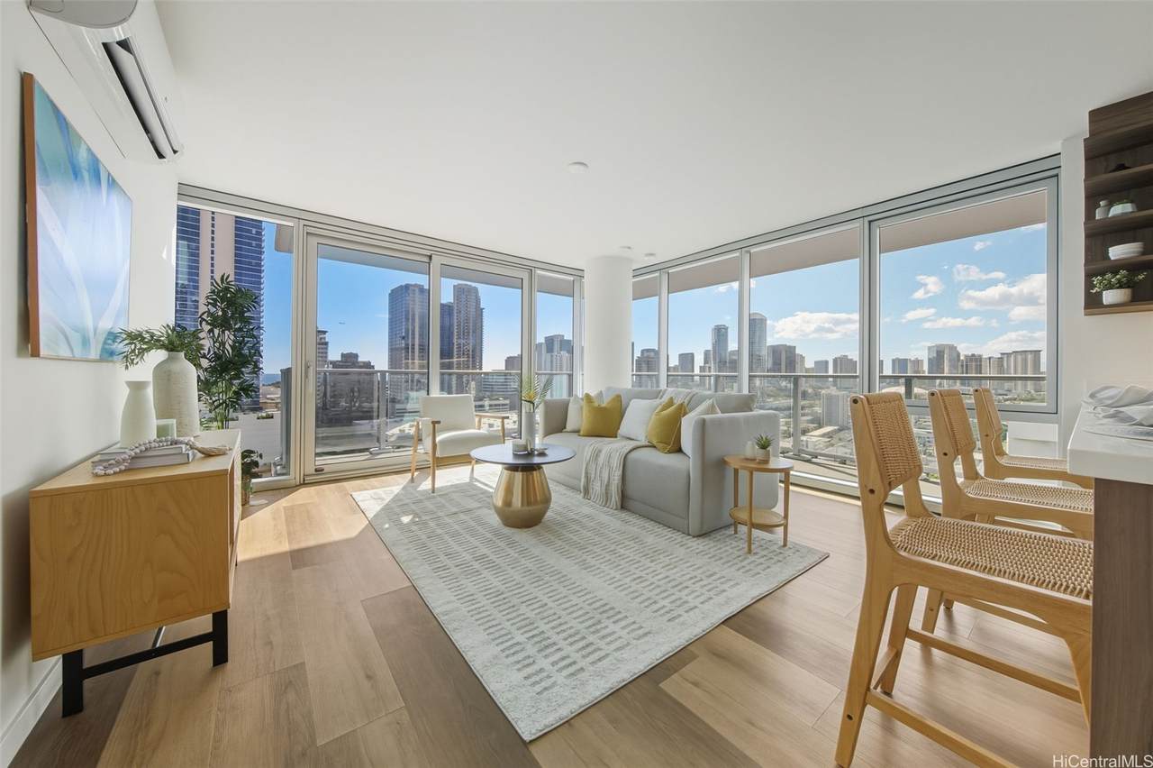 1500 Rycroft Street - Photo 1