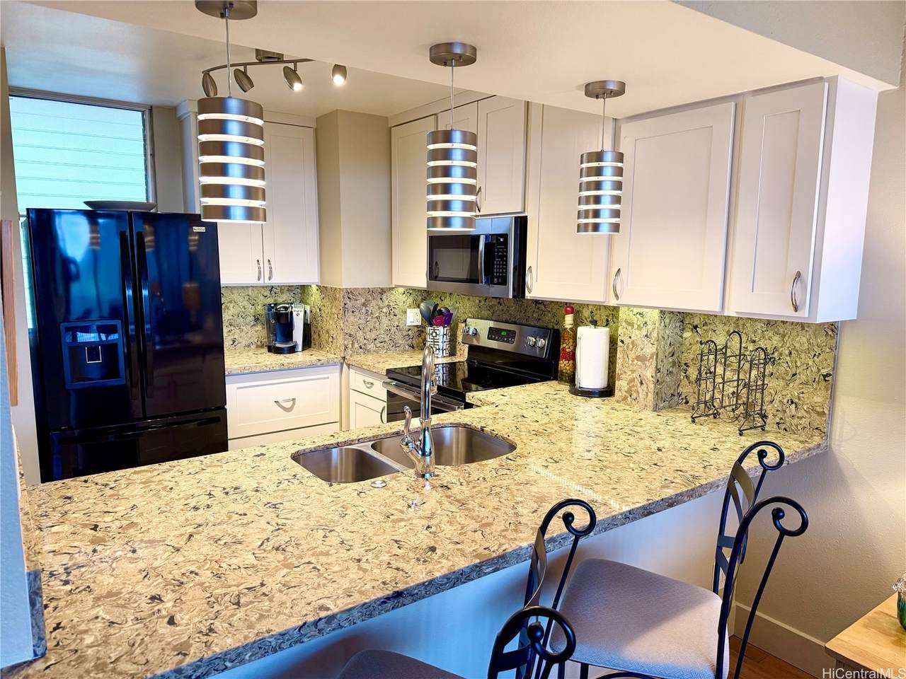 84-740 Kili Drive - Photo 1