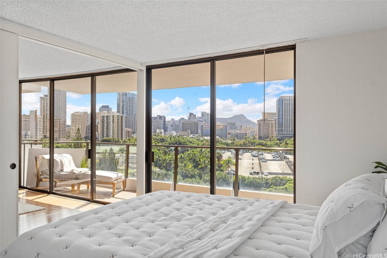 1860 Ala Moana Boulevard - Photo 1