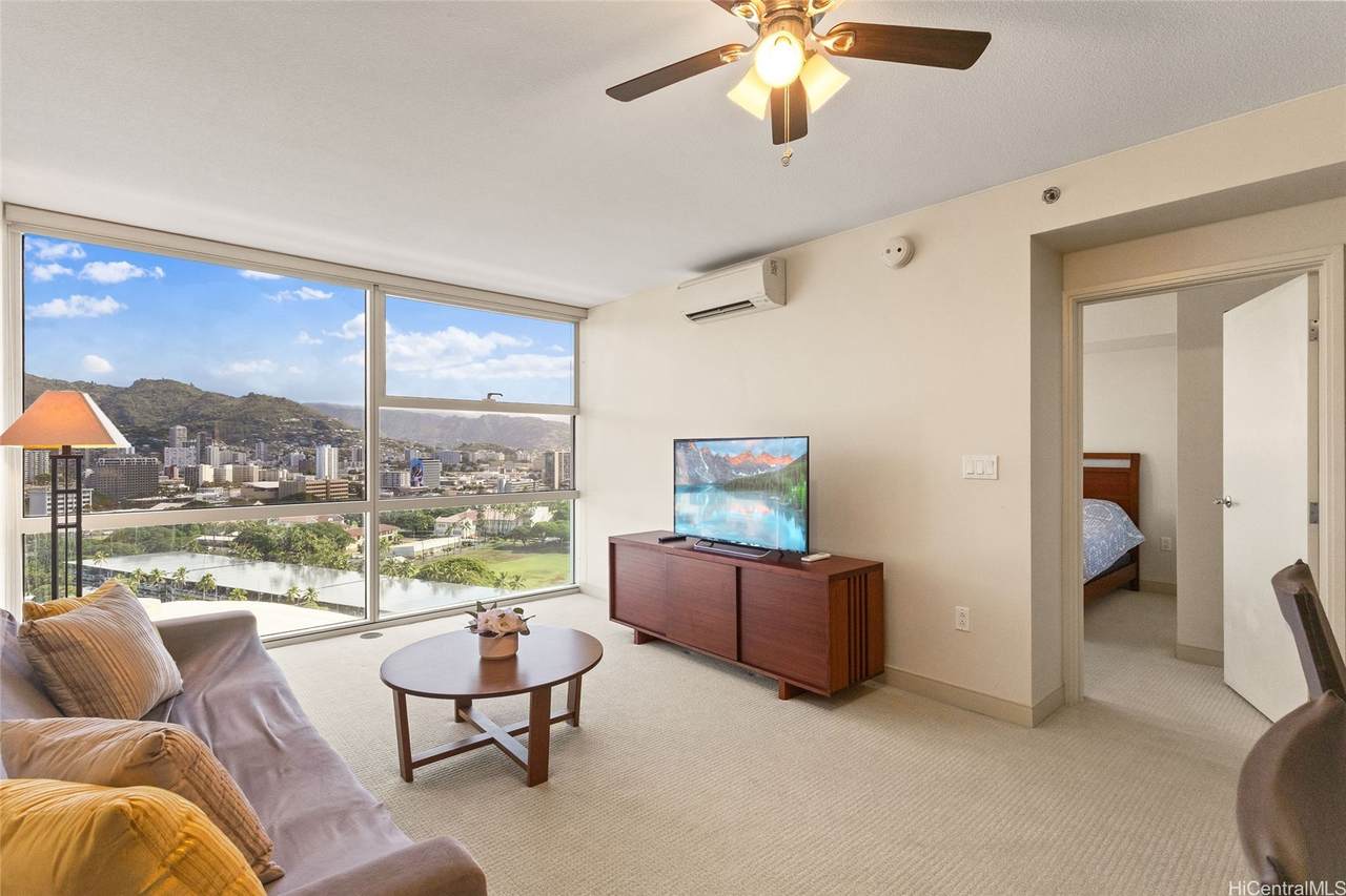 909 Kapiolani Boulevard - Photo 1