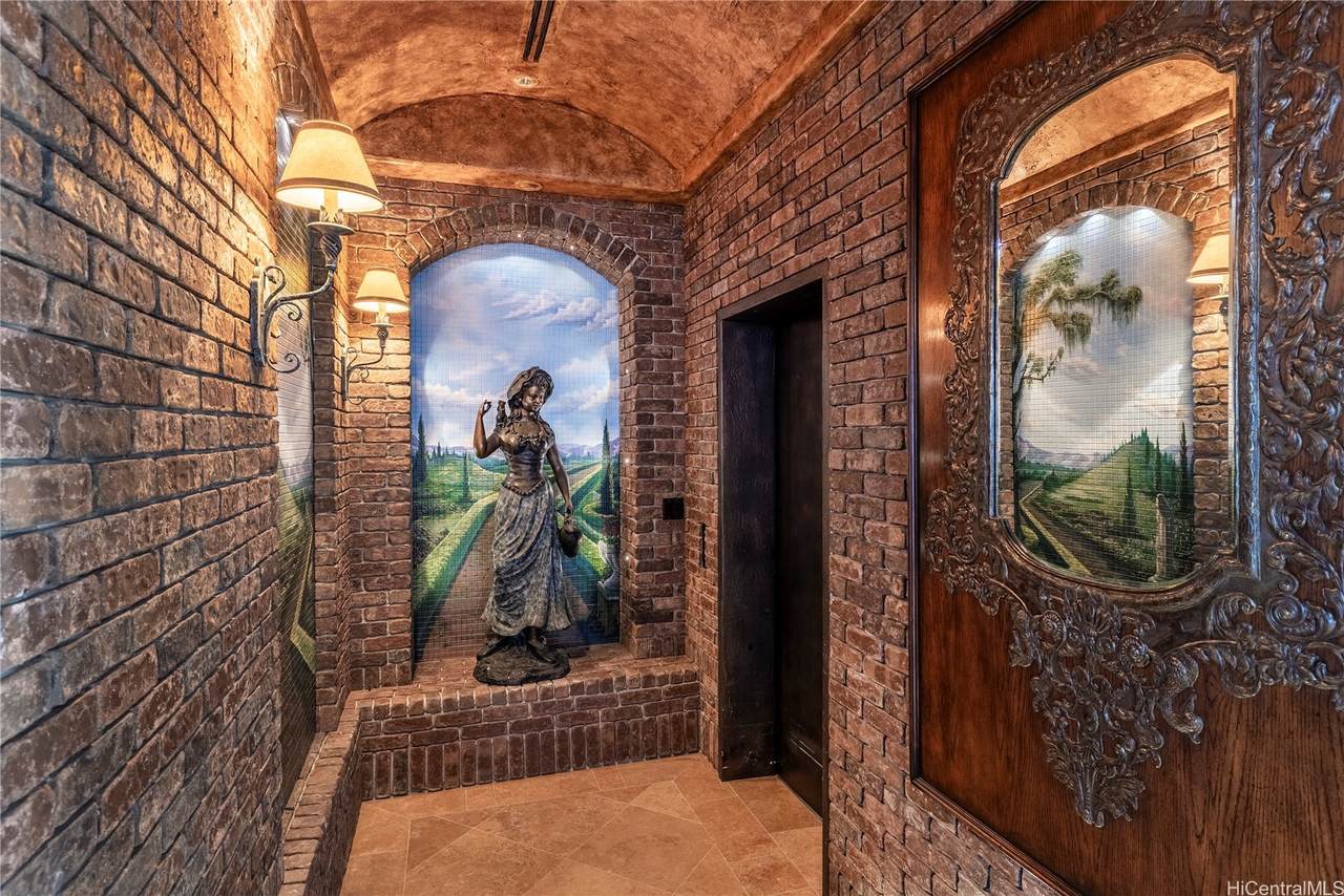 425 South Street - Photo 1