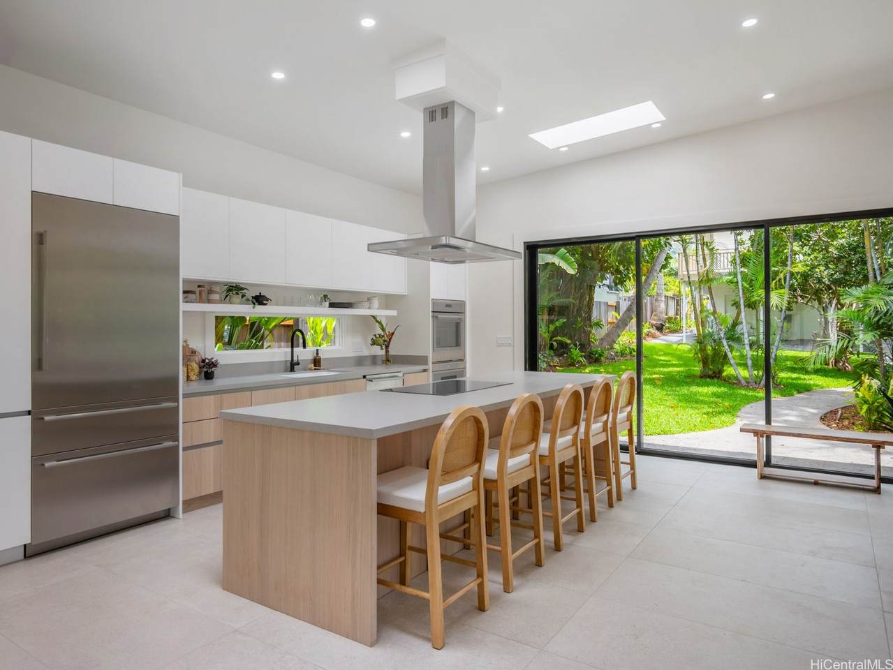 https://bt-photos.global.ssl.fastly.net/honolulu/1280_boomver_2_202525307-2.jpg