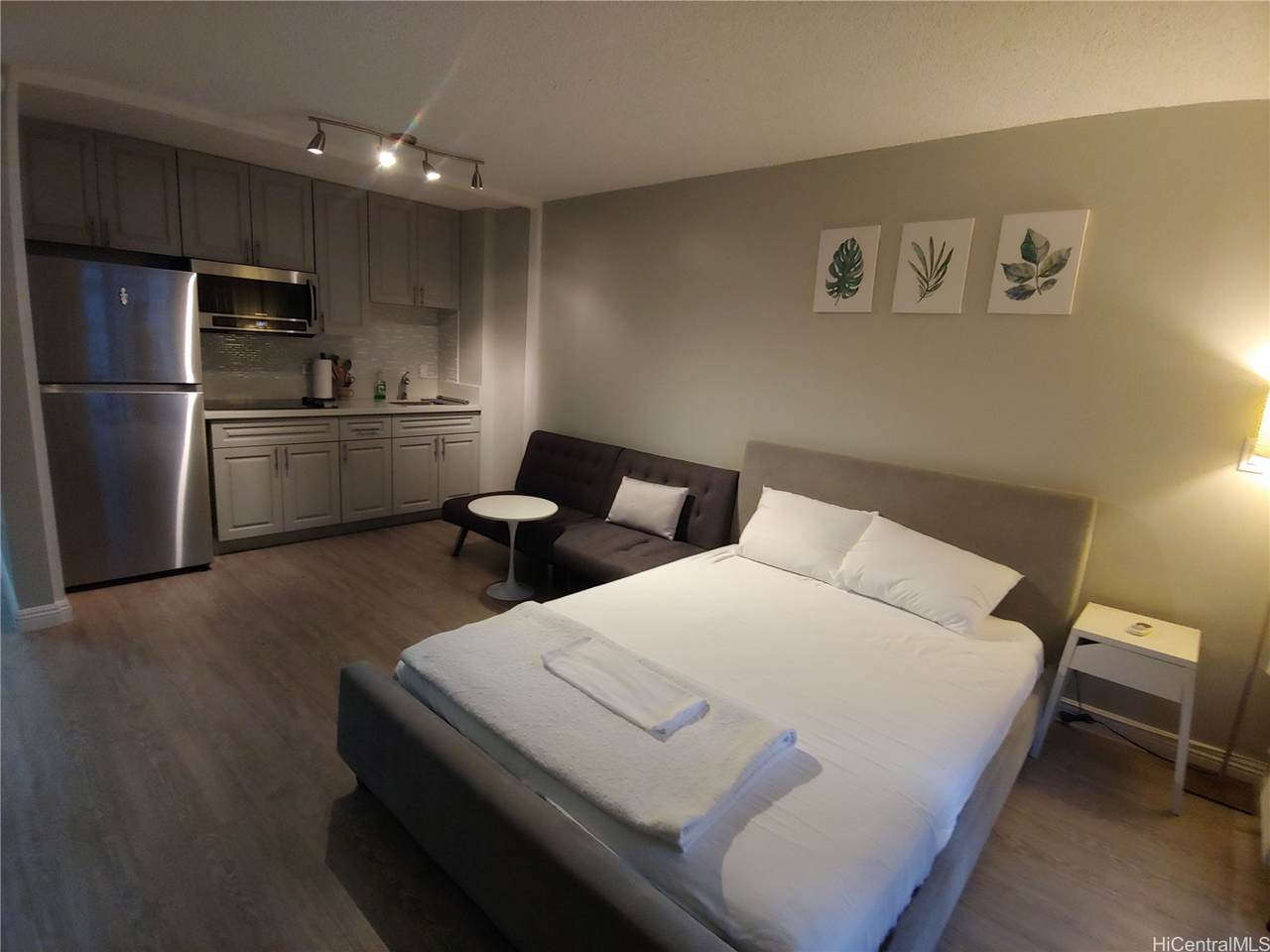 2345 Ala Wai Boulevard - Photo 1