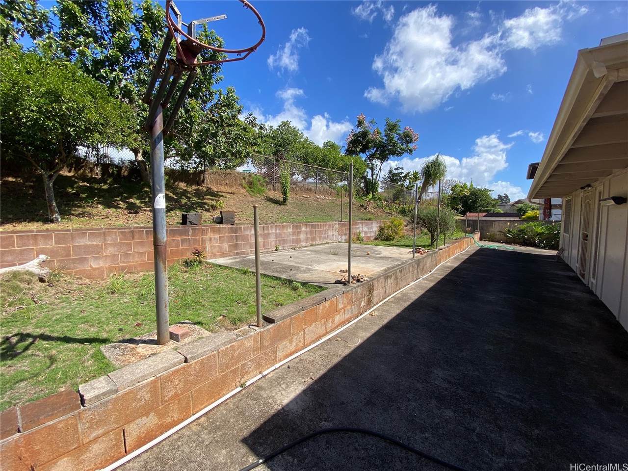 https://bt-photos.global.ssl.fastly.net/honolulu/orig_boomver_1_202525446-2.jpg