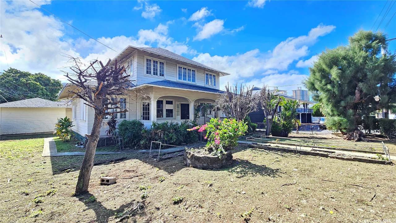 1727 Nuuanu Avenue - Photo 1