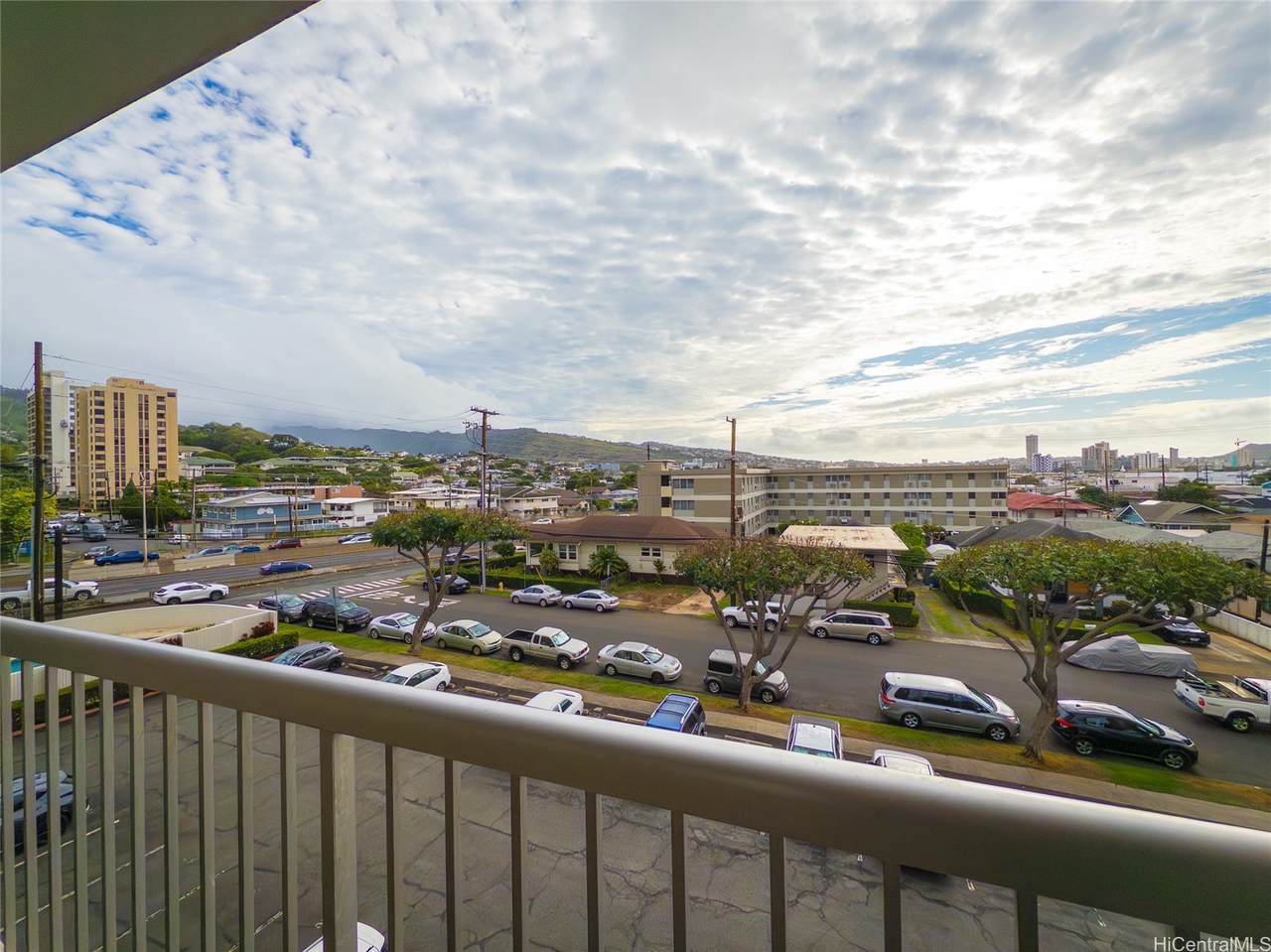 1320 Alexander Street - Photo 1