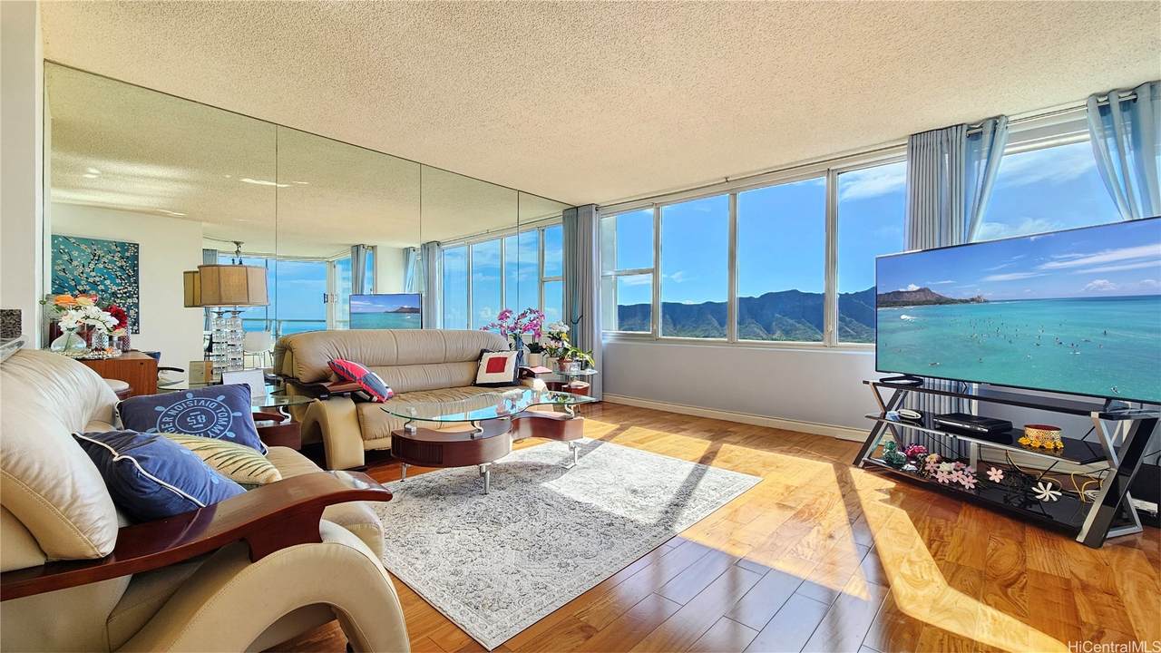 2600 Pualani Way - Photo 1