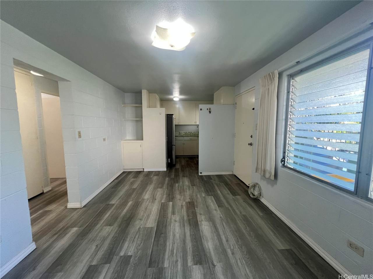 1617 Young Street - Photo 1