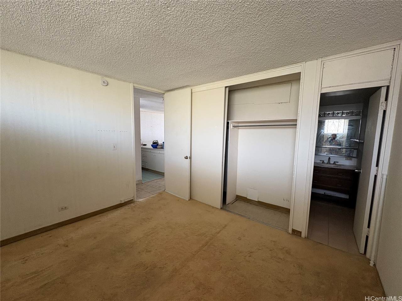 4300 Waialae Avenue - Photo 1