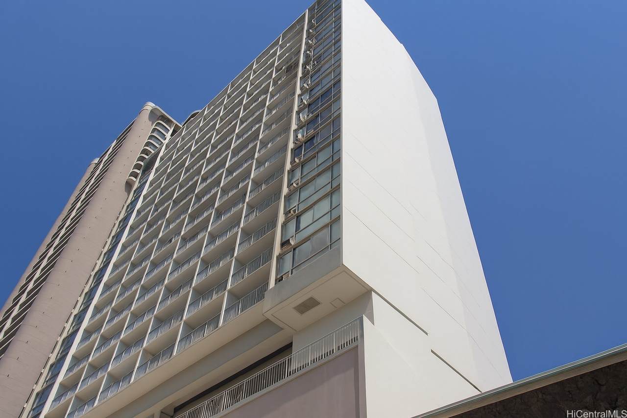 1920 Ala Moana Boulevard - Photo 1