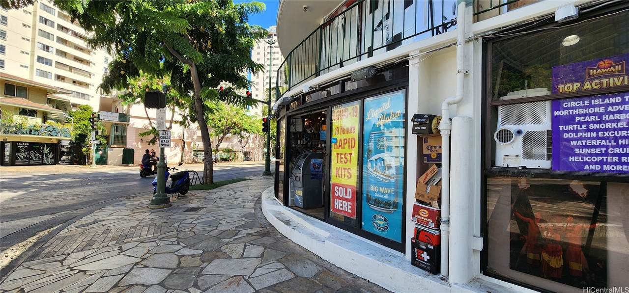 159 Kaiulani Avenue - Photo 1