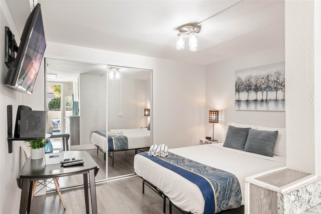 2450 Prince Edward Street - Photo 1