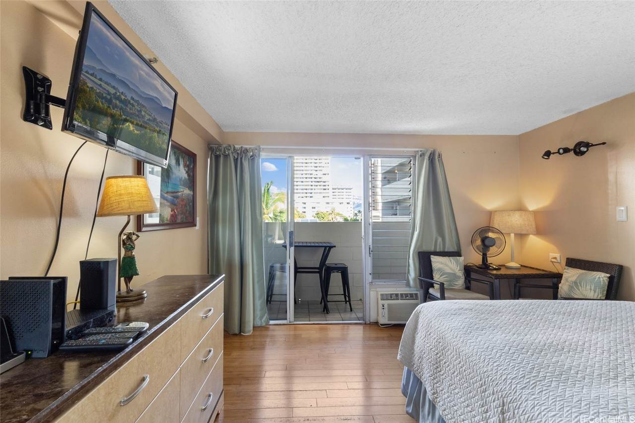 2450 Prince Edward Street - Photo 1