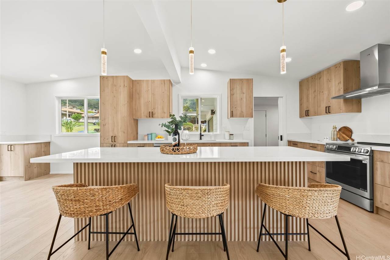 3489 Manoa Road - Photo 1