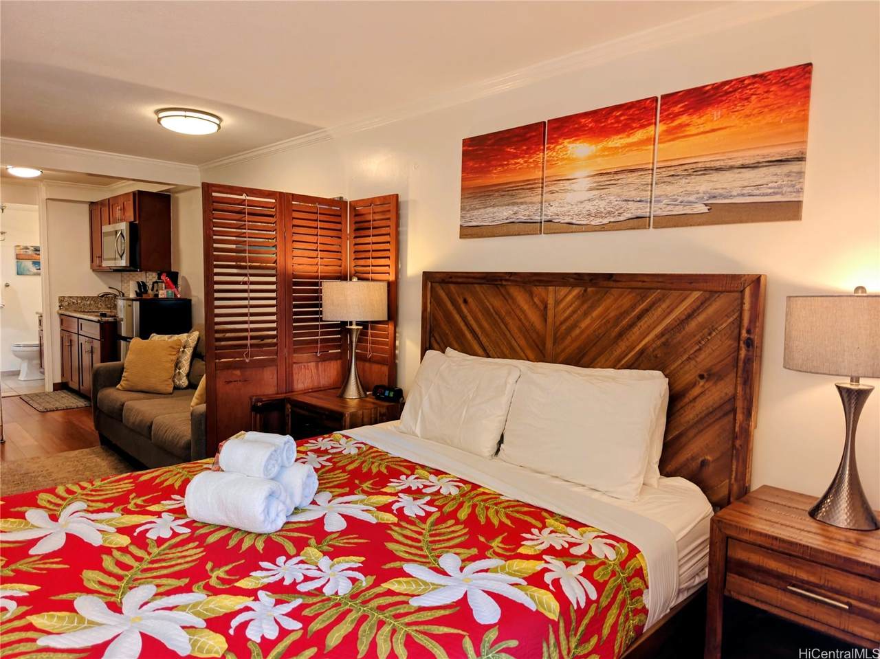 2425 Kuhio Avenue - Photo 1