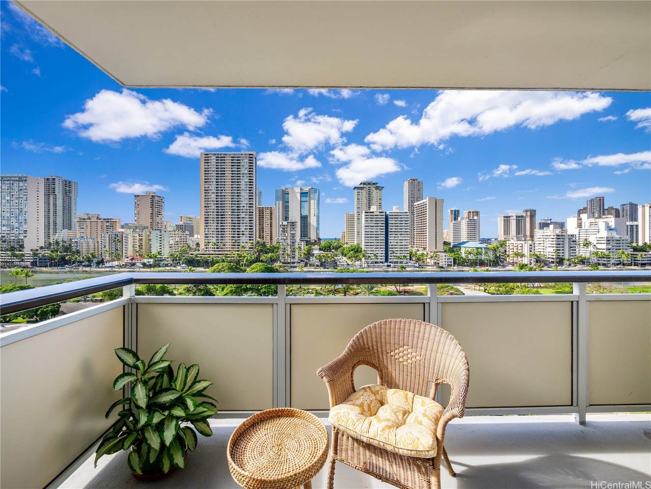 https://bt-photos.global.ssl.fastly.net/honolulu/1280_boomver_1_202528533-2.jpg