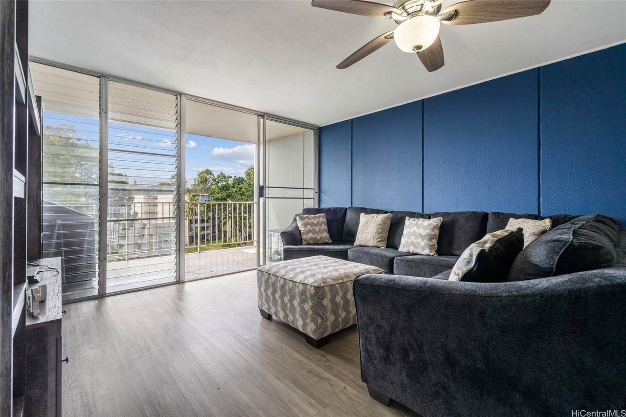 95-2031 Waikalani Place - Photo 1