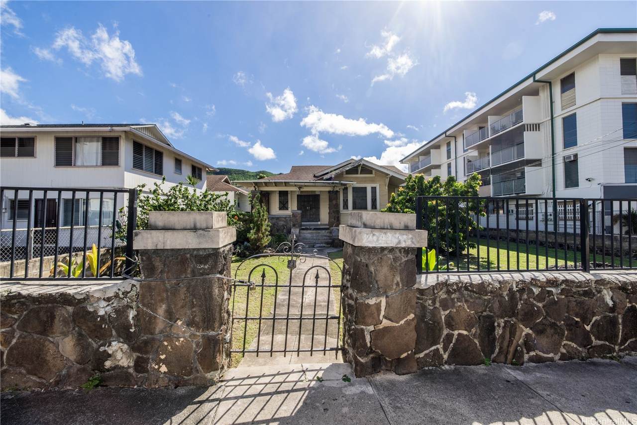 1645 Nuuanu Avenue - Photo 1
