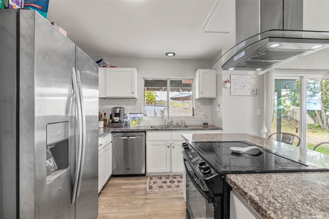 92-1252 Kikaha Street - Photo 1