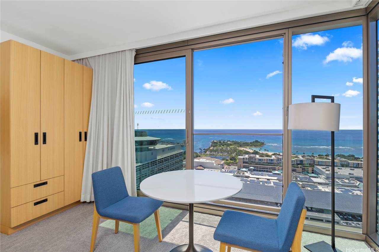https://bt-photos.global.ssl.fastly.net/honolulu/1280_boomver_1_202600167-2.jpg