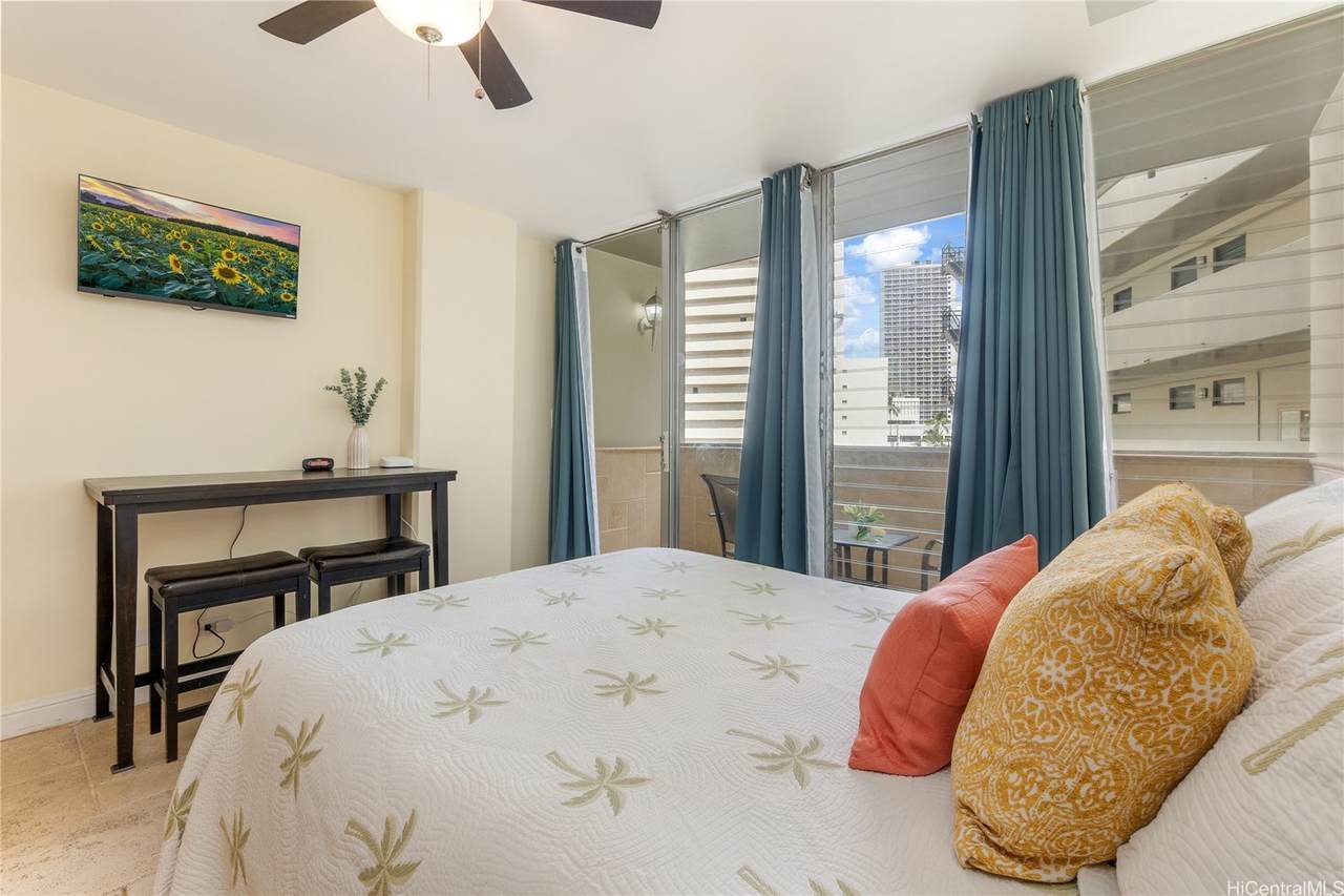 https://bt-photos.global.ssl.fastly.net/honolulu/1280_boomver_1_202600342-2.jpg