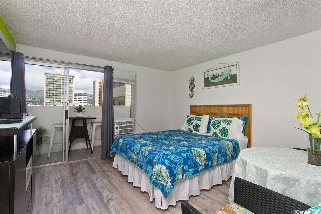 2450 Prince Edward Street - Photo 1