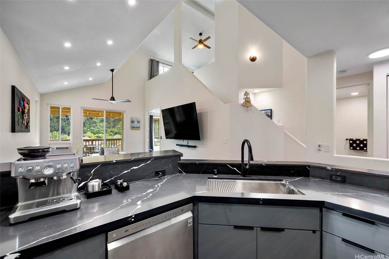 95-920 Wikao Street - Photo 1