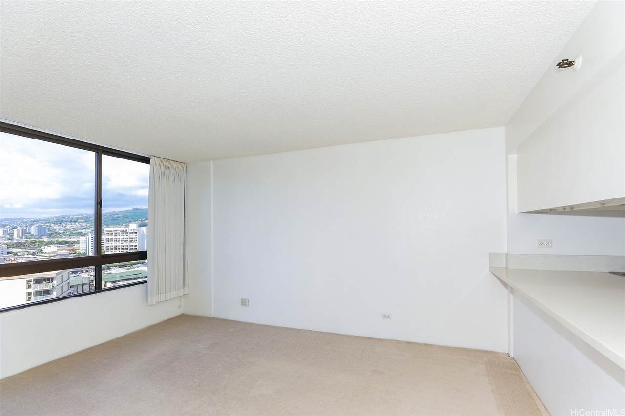 https://bt-photos.global.ssl.fastly.net/honolulu/1280_boomver_1_202600395-2.jpg