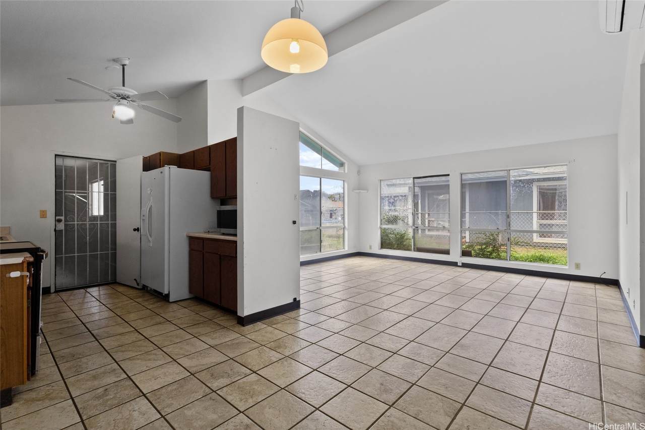 https://bt-photos.global.ssl.fastly.net/honolulu/1280_boomver_1_202600412-2.jpg