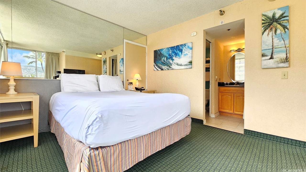 https://bt-photos.global.ssl.fastly.net/honolulu/1280_boomver_1_202600755-2.jpg