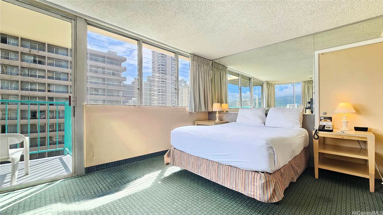 https://bt-photos.global.ssl.fastly.net/honolulu/1280_boomver_1_202600755-2.jpg