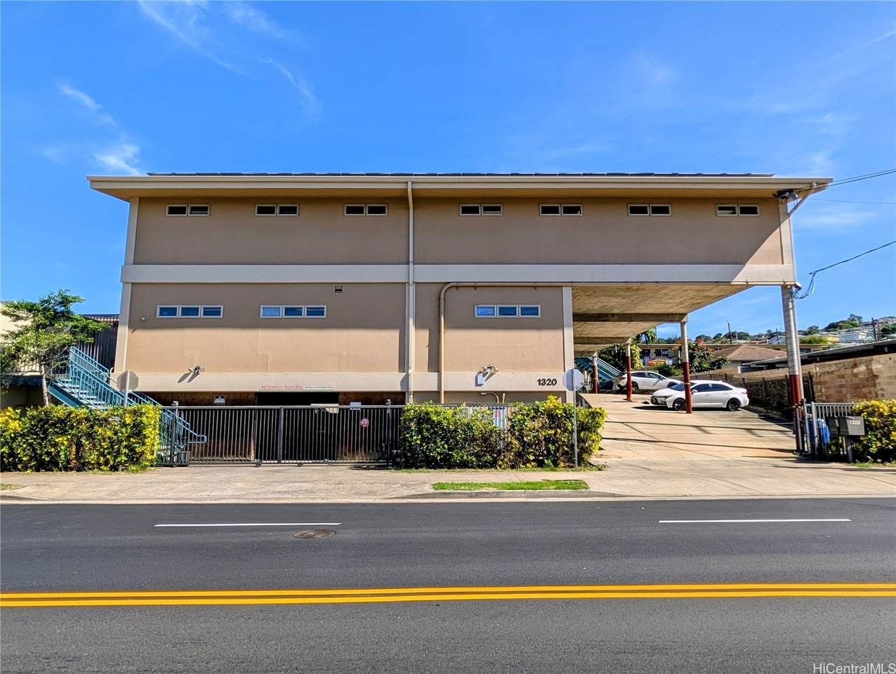 https://bt-photos.global.ssl.fastly.net/honolulu/1280_boomver_1_202600870-2.jpg