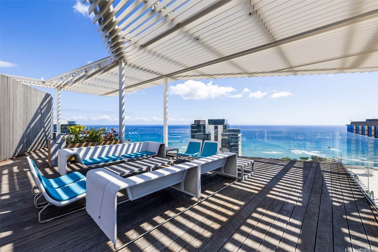 https://bt-photos.global.ssl.fastly.net/honolulu/1280_boomver_2_202600927-2.jpg