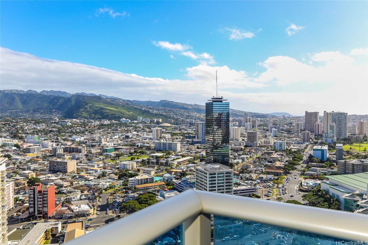 https://bt-photos.global.ssl.fastly.net/honolulu/1280_boomver_1_202601084-2.jpg
