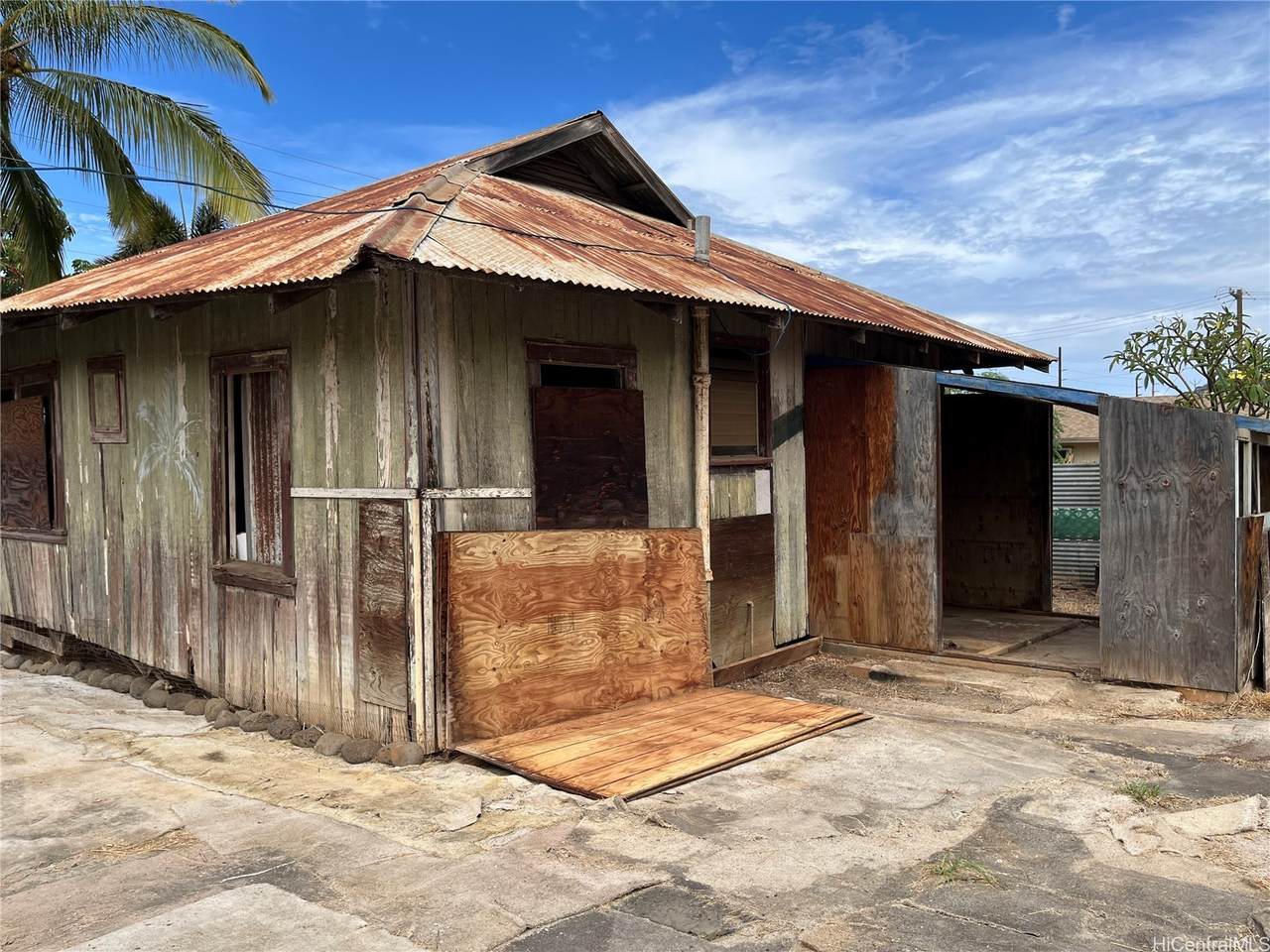 https://bt-photos.global.ssl.fastly.net/honolulu/1280_boomver_1_202601268-2.jpg