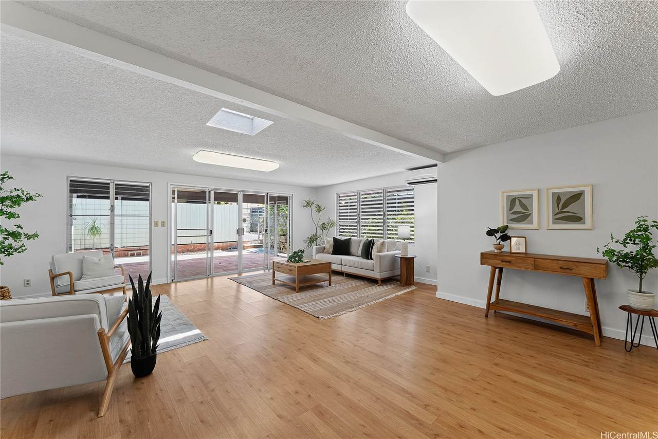https://bt-photos.global.ssl.fastly.net/honolulu/1280_boomver_2_202601333-2.jpg