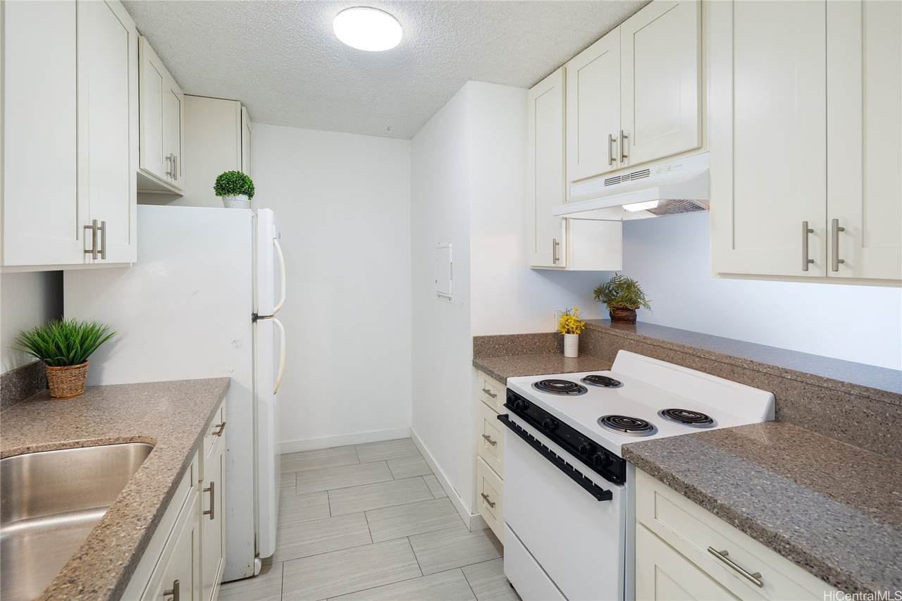 https://bt-photos.global.ssl.fastly.net/honolulu/1280_boomver_1_202601336-2.jpg