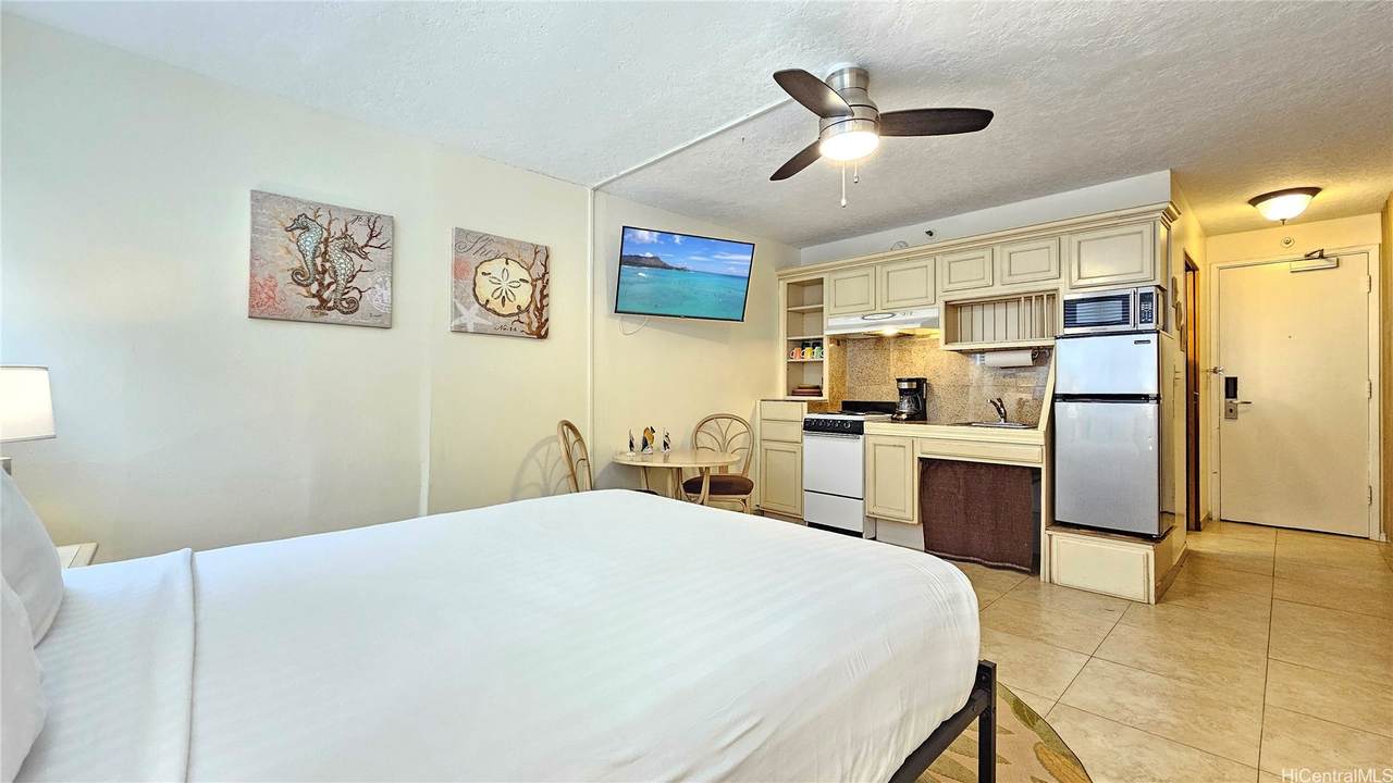 https://bt-photos.global.ssl.fastly.net/honolulu/1280_boomver_1_202601340-2.jpg