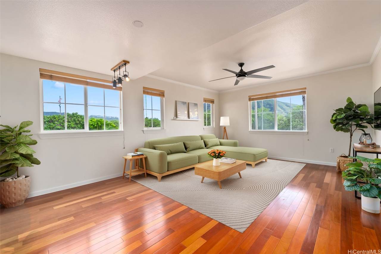 https://bt-photos.global.ssl.fastly.net/honolulu/1280_boomver_1_202601349-2.jpg