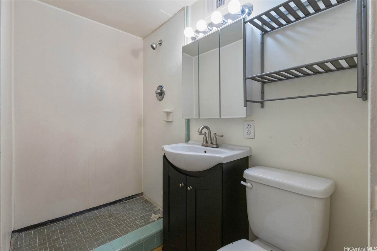 https://bt-photos.global.ssl.fastly.net/honolulu/1280_boomver_1_202601450-2.jpg