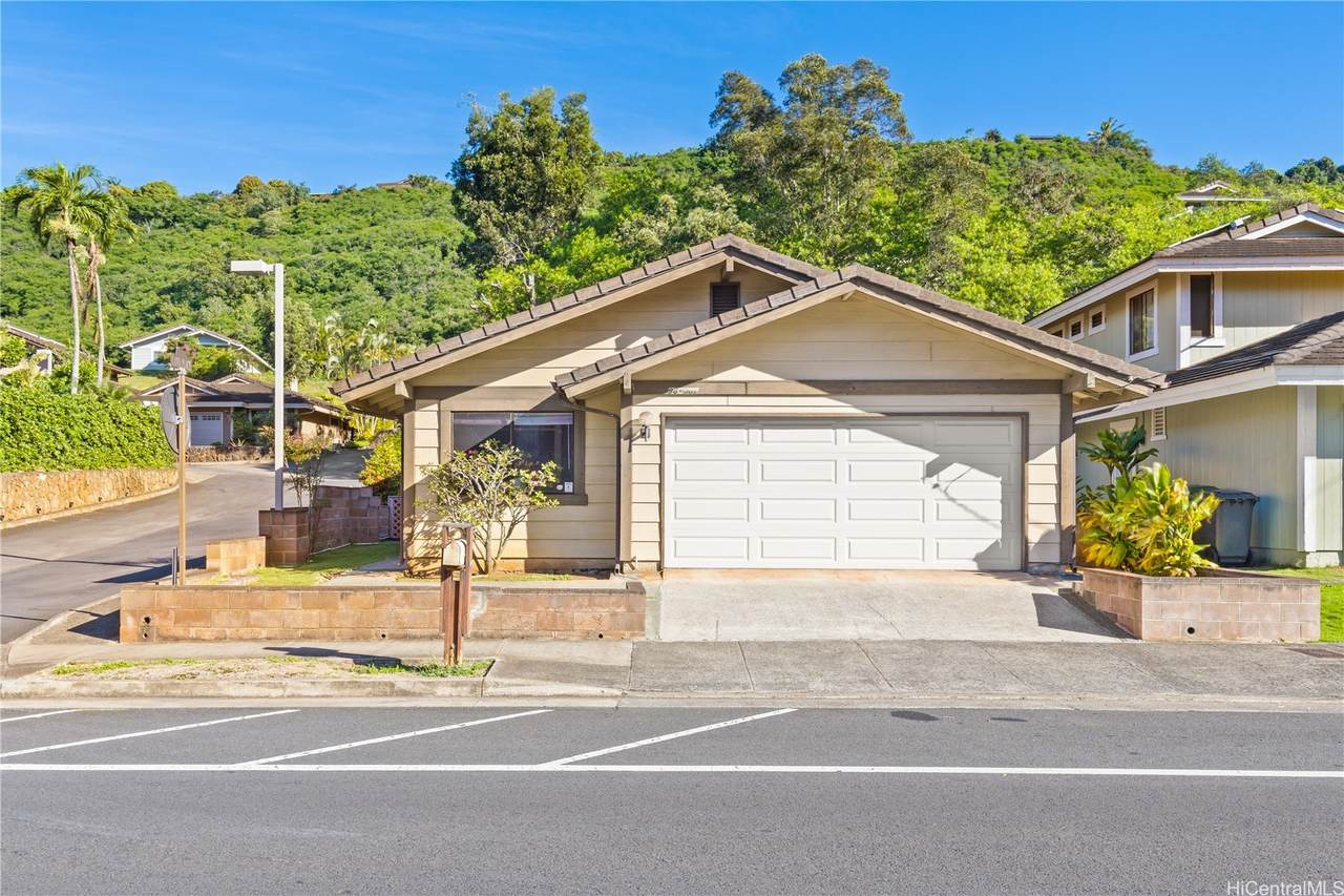 98-582 Kilinoe Street - Photo 1