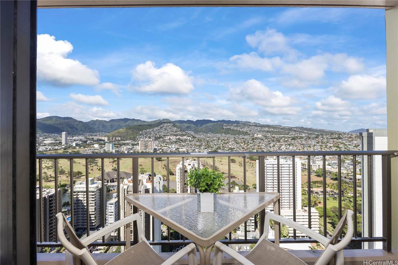 https://bt-photos.global.ssl.fastly.net/honolulu/1280_boomver_1_202601535-2.jpg