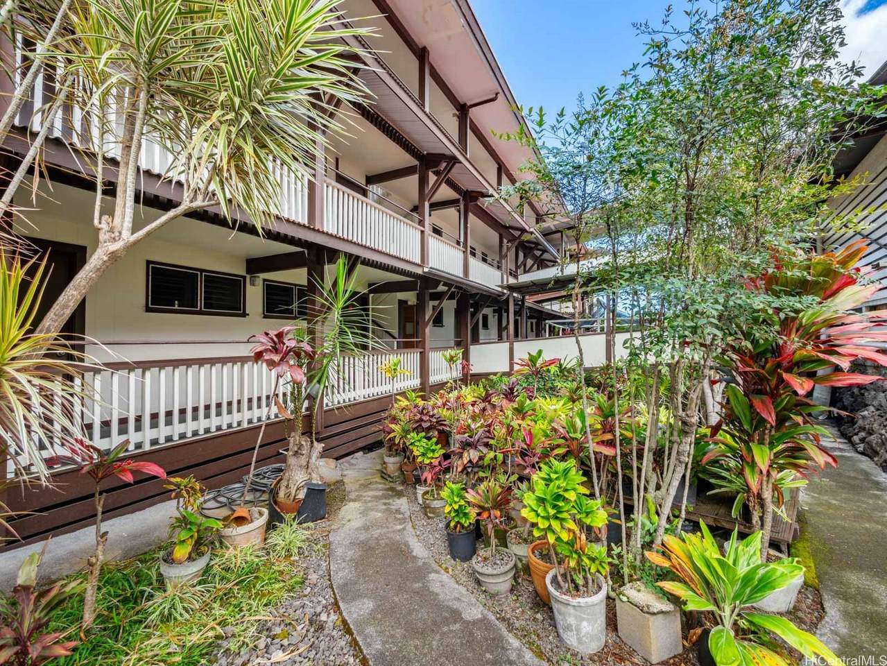 https://bt-photos.global.ssl.fastly.net/honolulu/1280_boomver_1_202601722-2.jpg